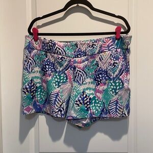 Lilly‎ Pulitzer Size 14 Shorts - used